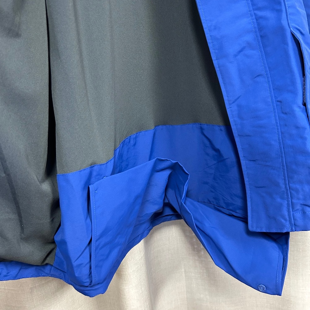 Land's End rain Jacket - Picture 10 of 16